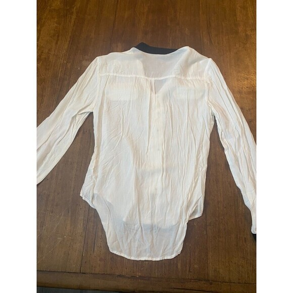 Express Shirt Women X Small White Long Sleeve  Button Down Blouse Top - Picture 2 of 5